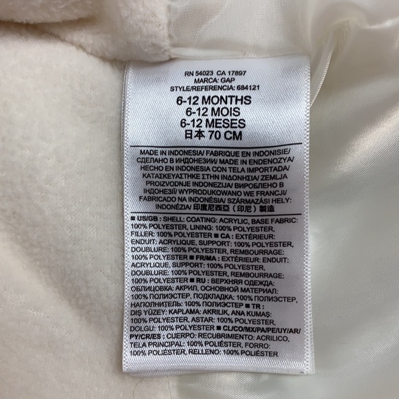 ❌Sold❌ 6-12 Month Gap Off-White Puffer Coat with Hood - Picture 6 of 10